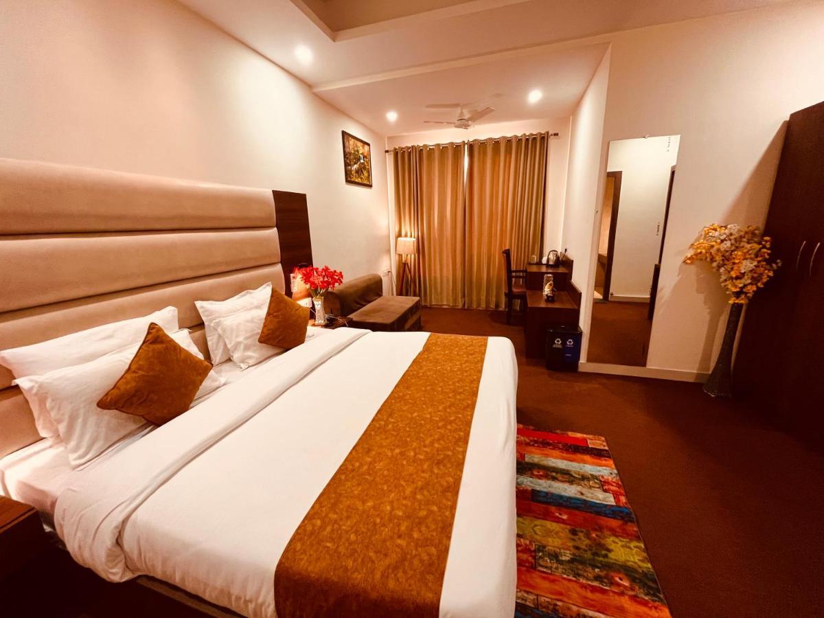 Hotel Olive Inn, Haridwār Exteriér fotografie